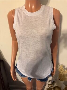 Classic White Sleeveless Women's Tank Top